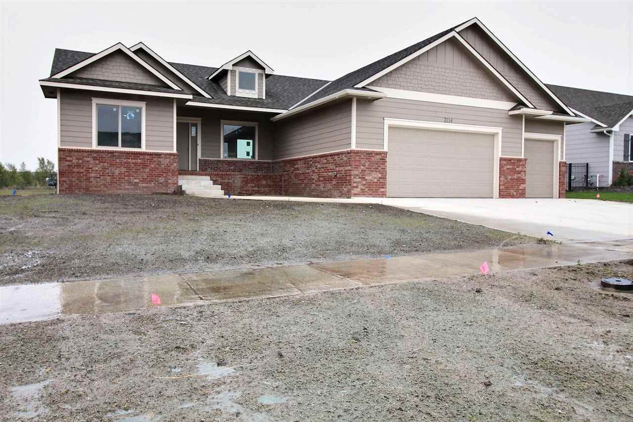 2114 Michelle St - Photo 1