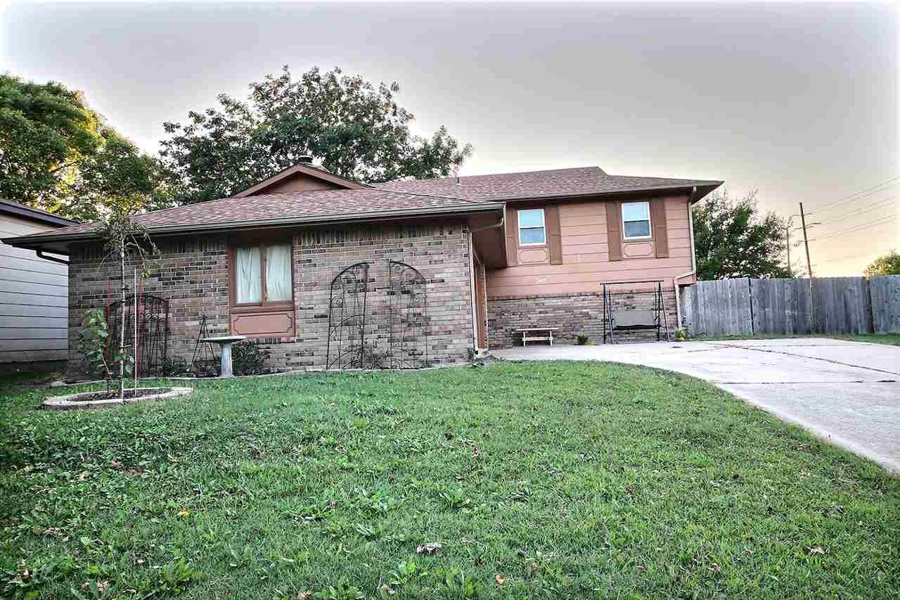 2409 Dalton St - Photo 1