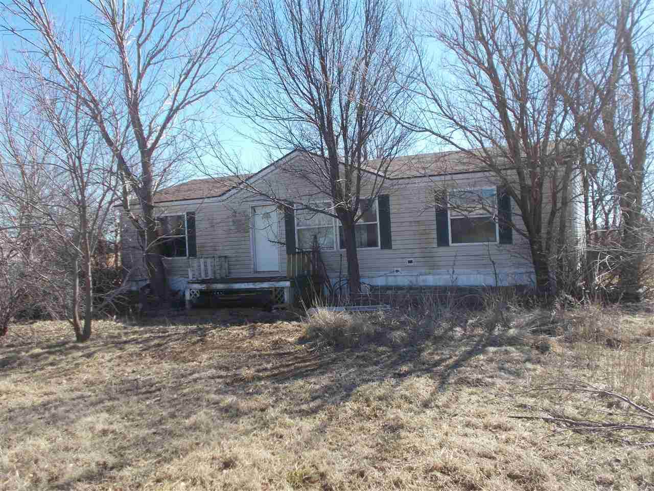 9325 82nd N - Photo 1