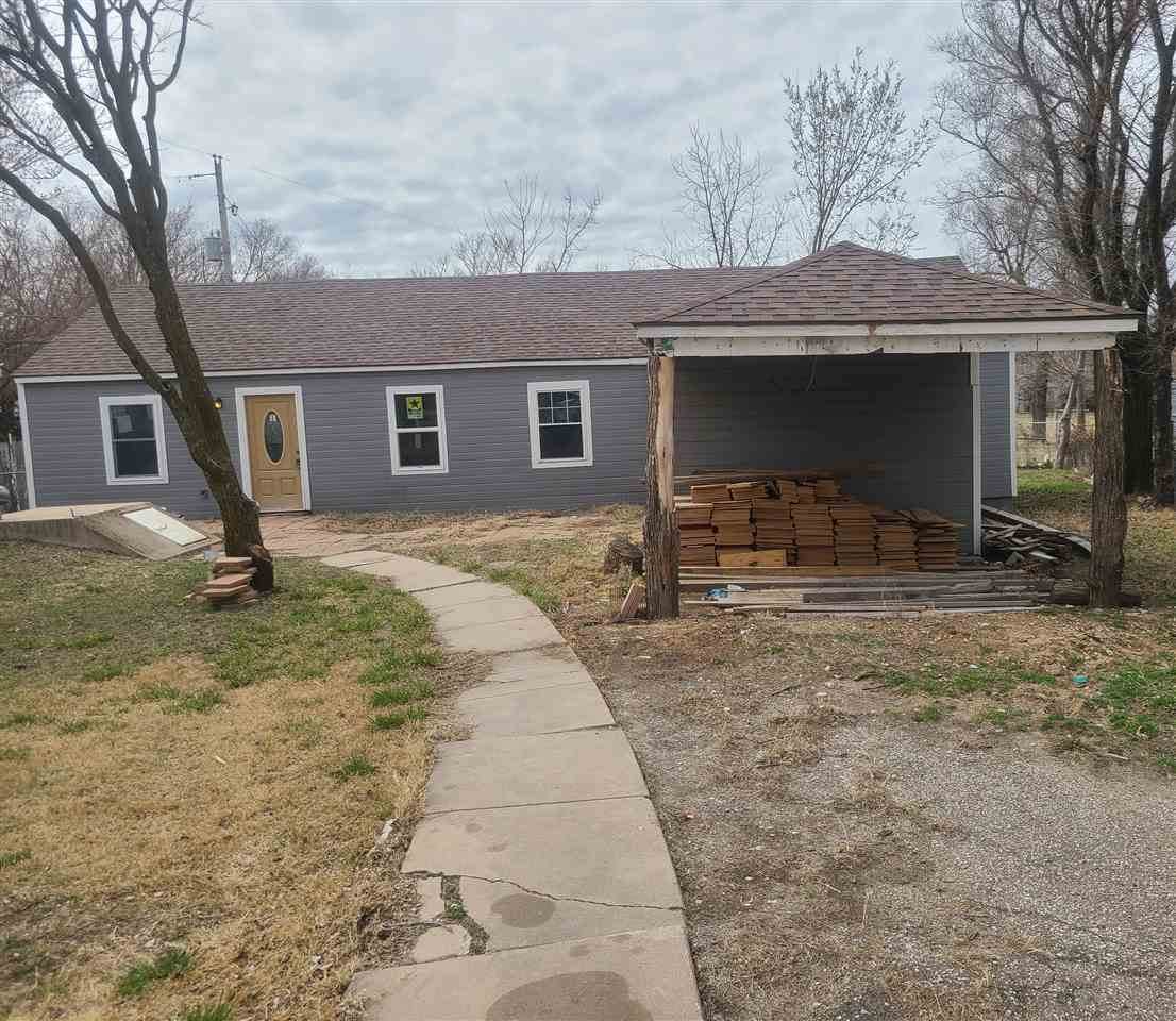 2945 Davidson St - Photo 1