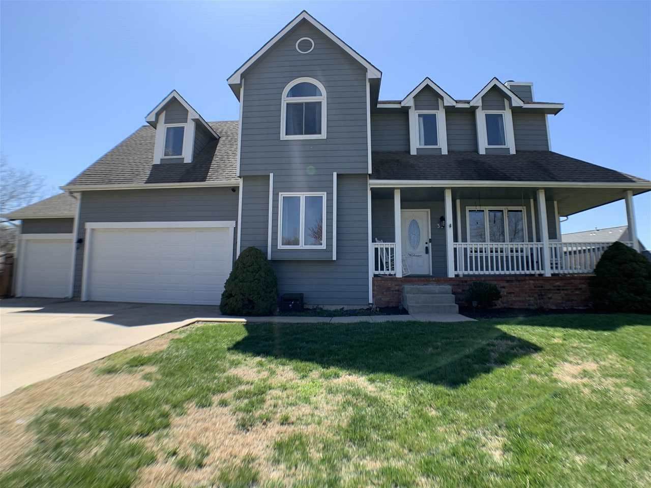 327 Pecan Ct - Photo 1