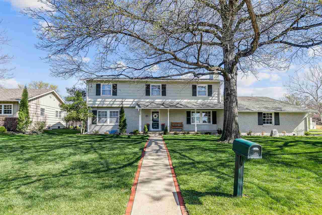 8126 Mockingbird St. - Photo 1
