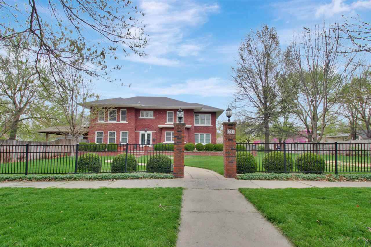 1316 10TH AVE - Photo 1