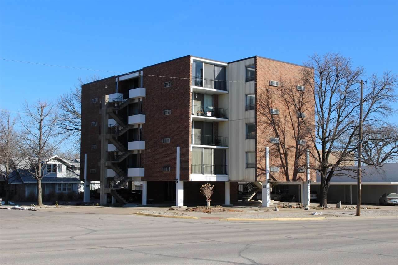 330 Central Ave - Photo 1