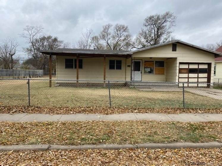 2421 Shelton - Photo 1