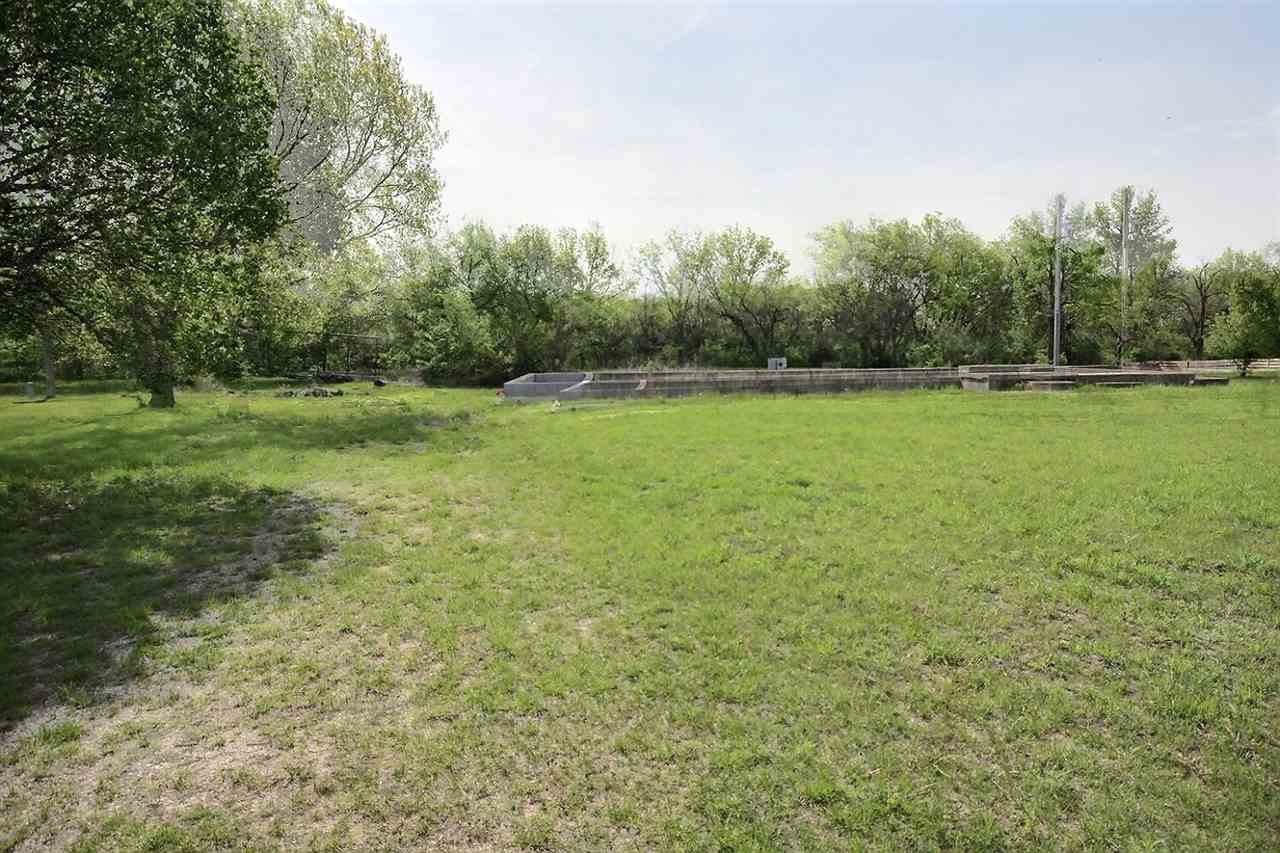 623 Doreen Dr - Photo 1