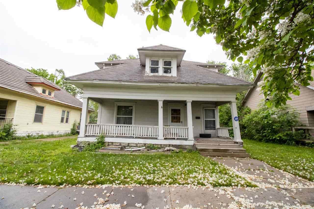 236 Green St - Photo 1