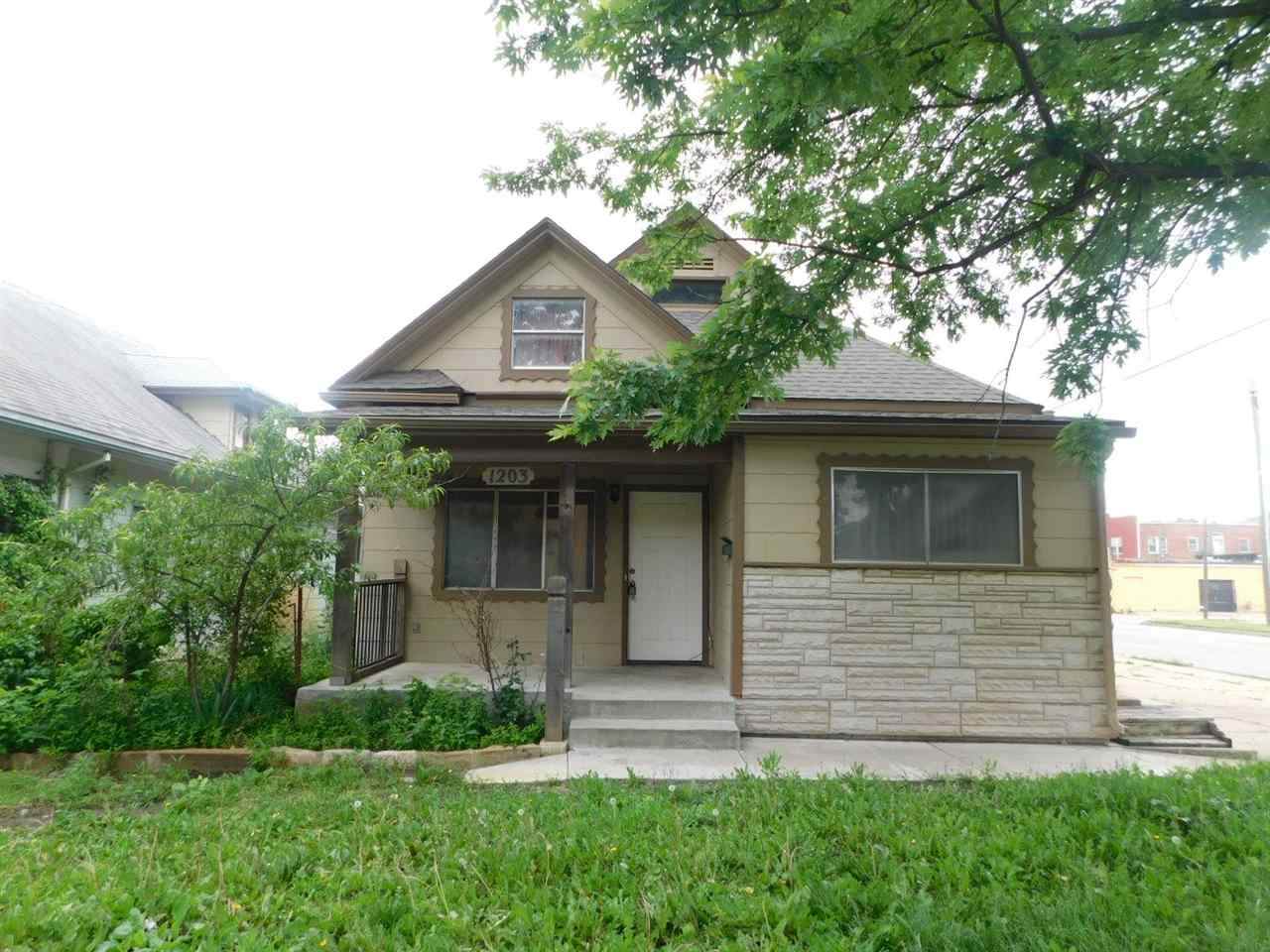1203 Topeka - Photo 1