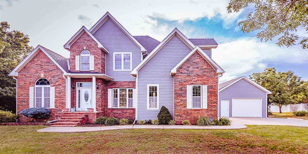 901 Oaklawn Dr - Photo 1