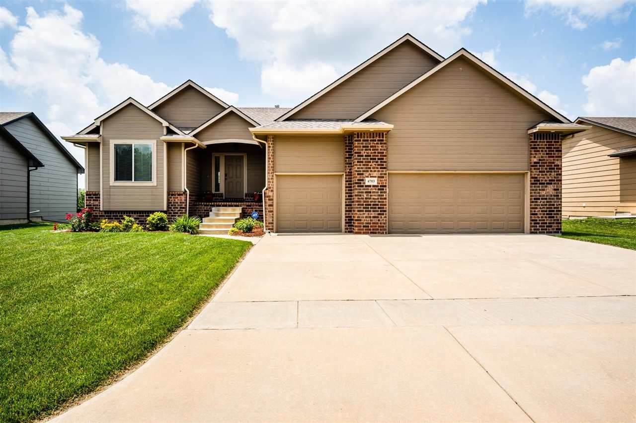 4703 Marblefalls - Photo 1