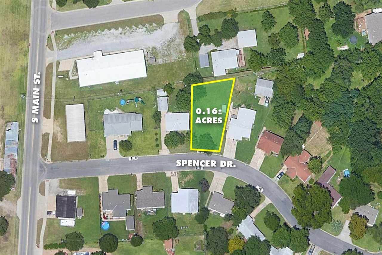 200 Spencer Dr - Photo 1