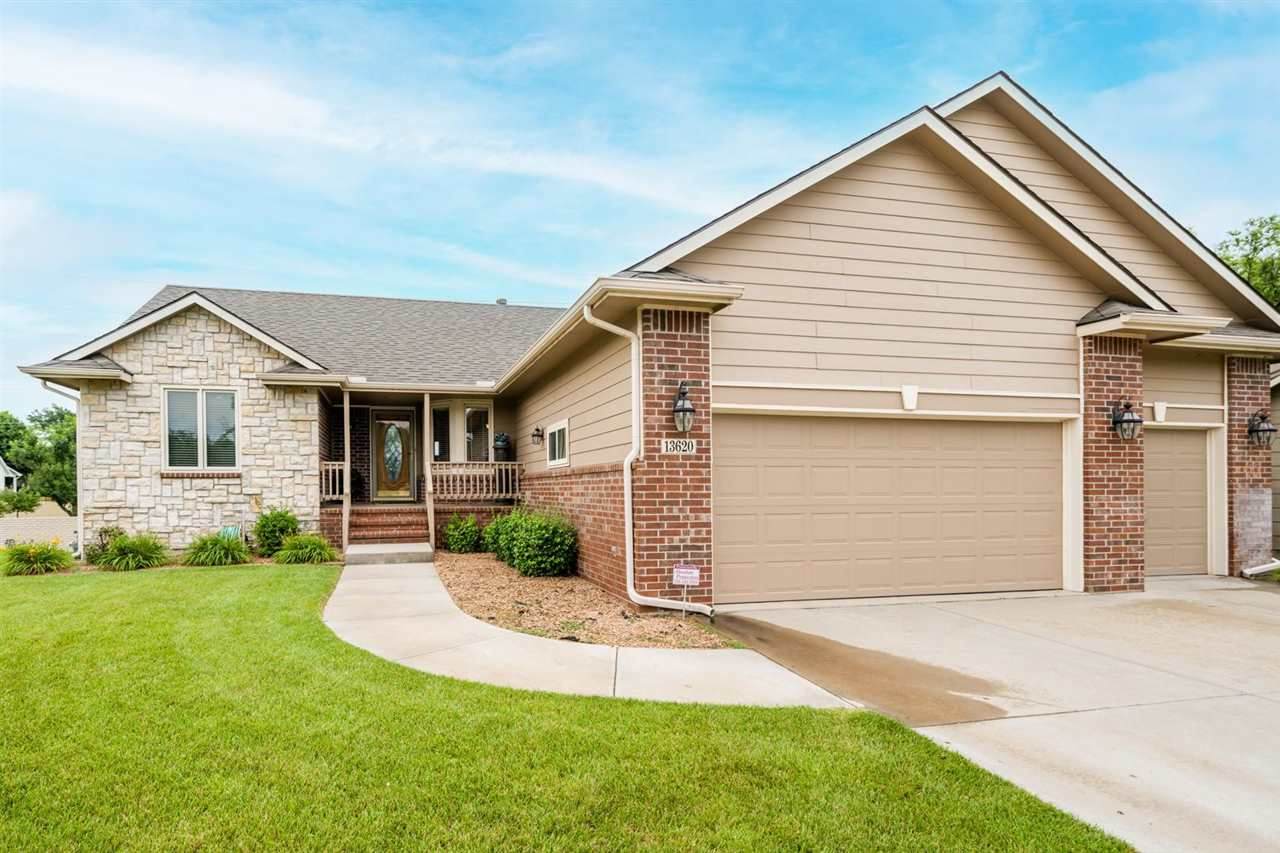 13620 Highland Springs Ct - Photo 1