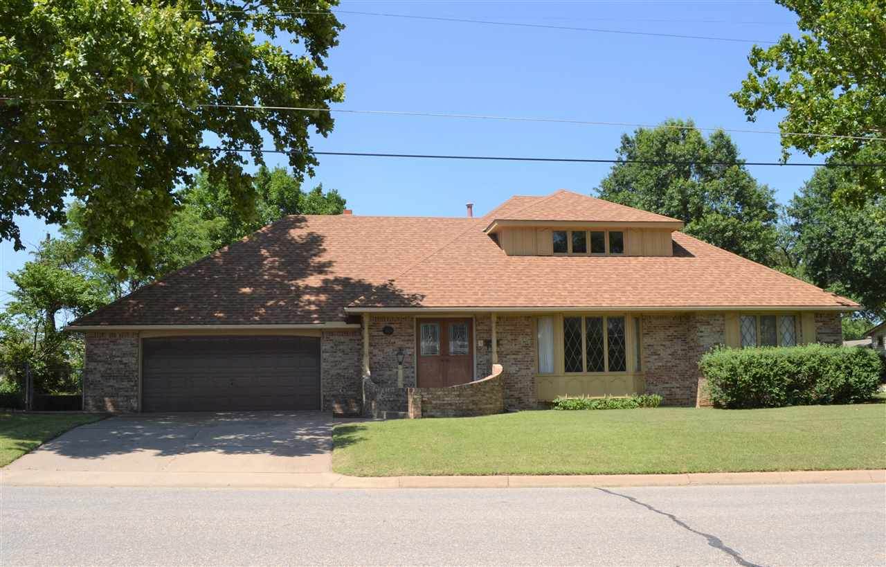 104 Sunflower Ave - Photo 1