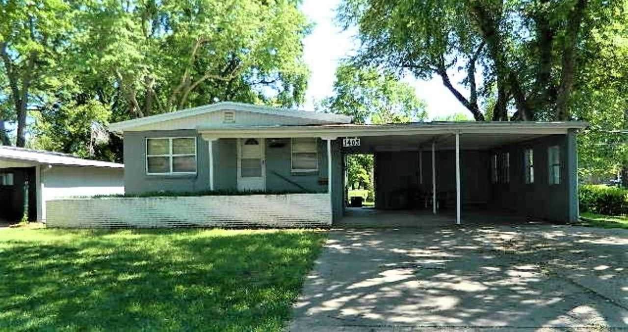 1403 Elizabeth - Photo 1