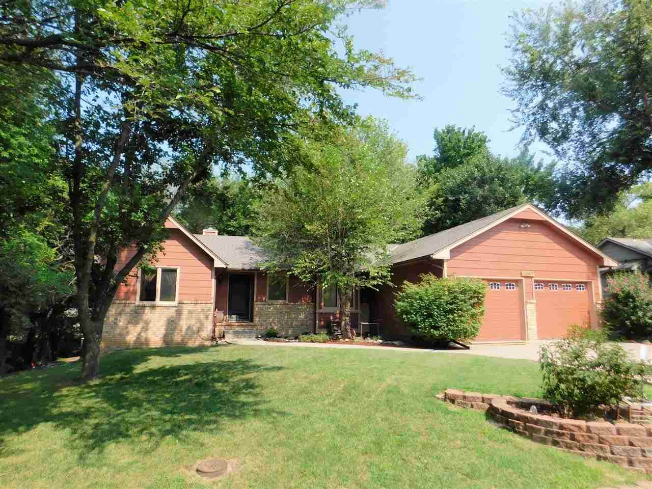 424 White Tail St - Photo 1