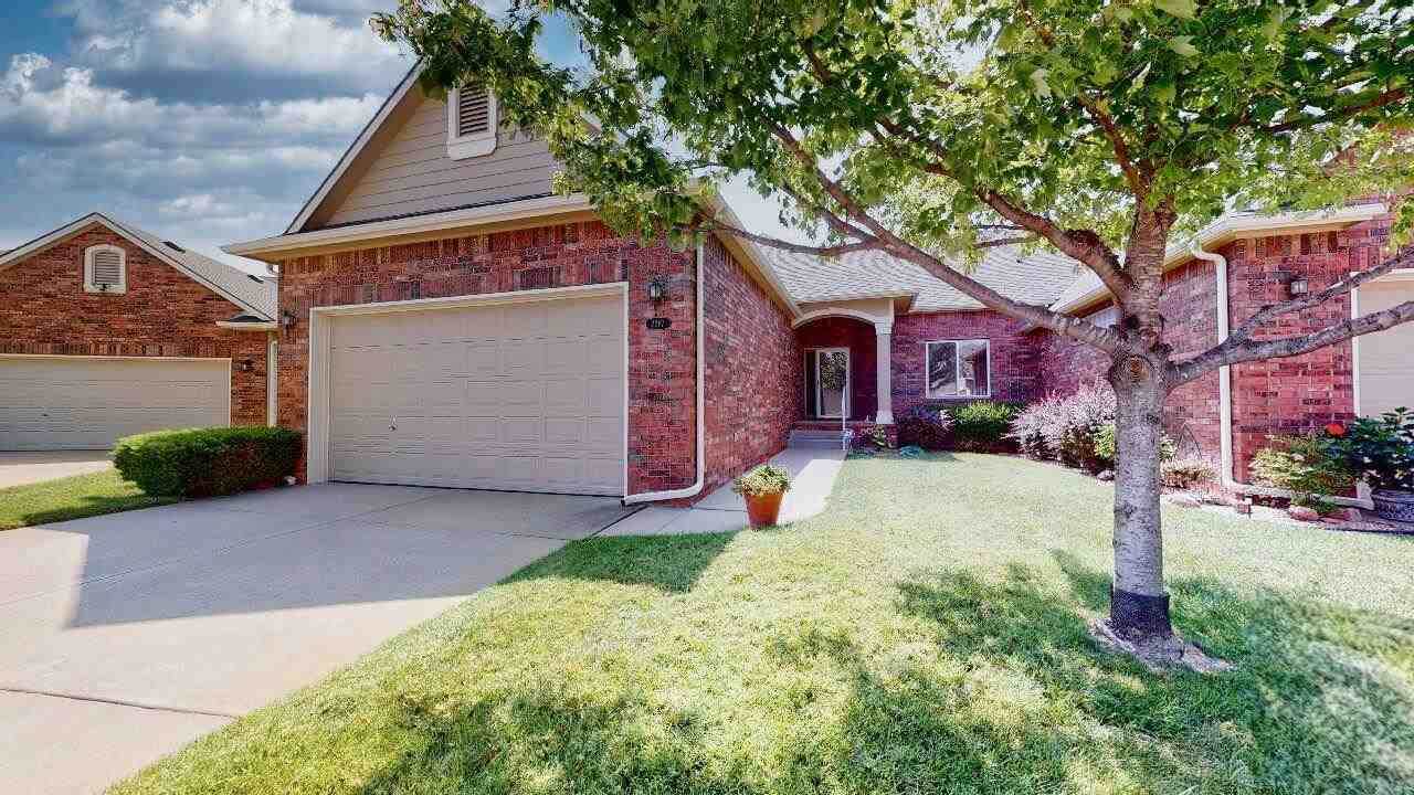 2287 Lakeway Ct - Photo 1