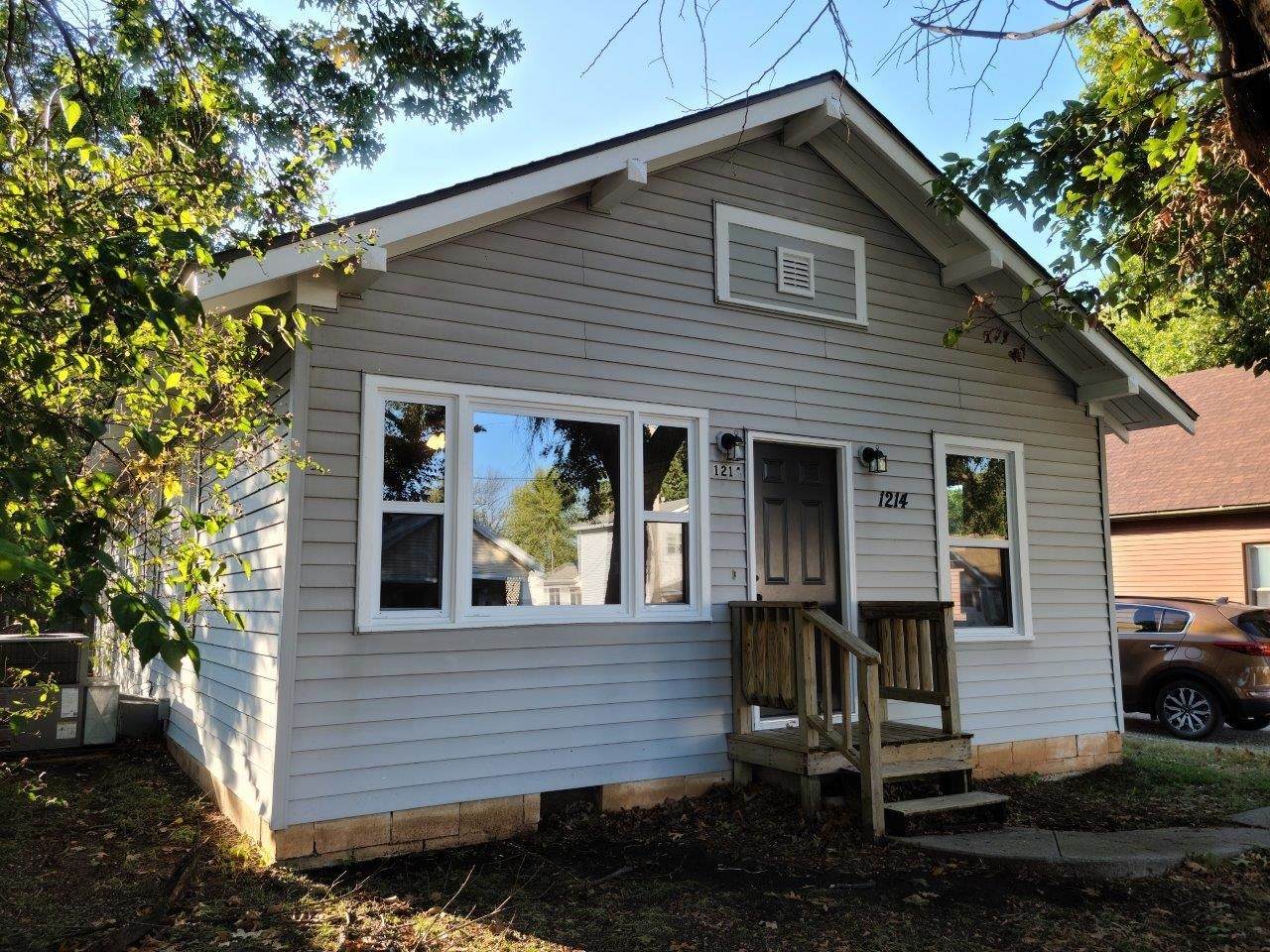 1214 A St - Photo 1
