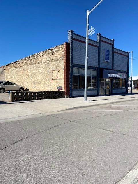 601 Main St - Photo 1