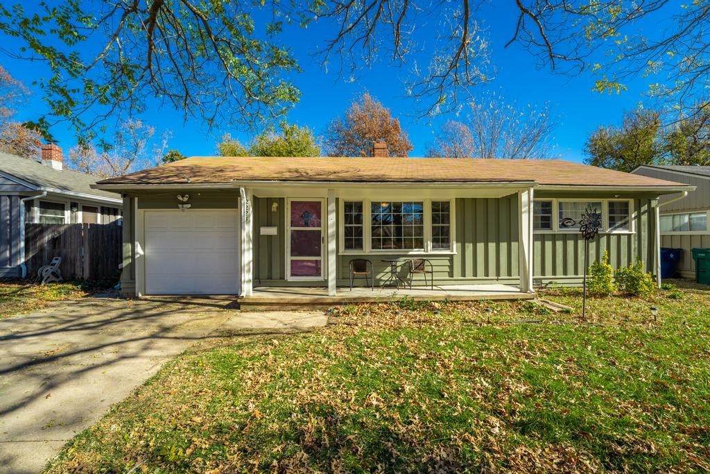 2224 Elpyco St. - Photo 1