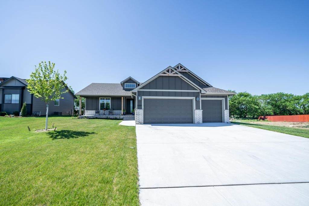 8209 Bradford St - Photo 1