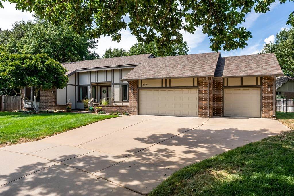 9823 17 Th Ct - Photo 1