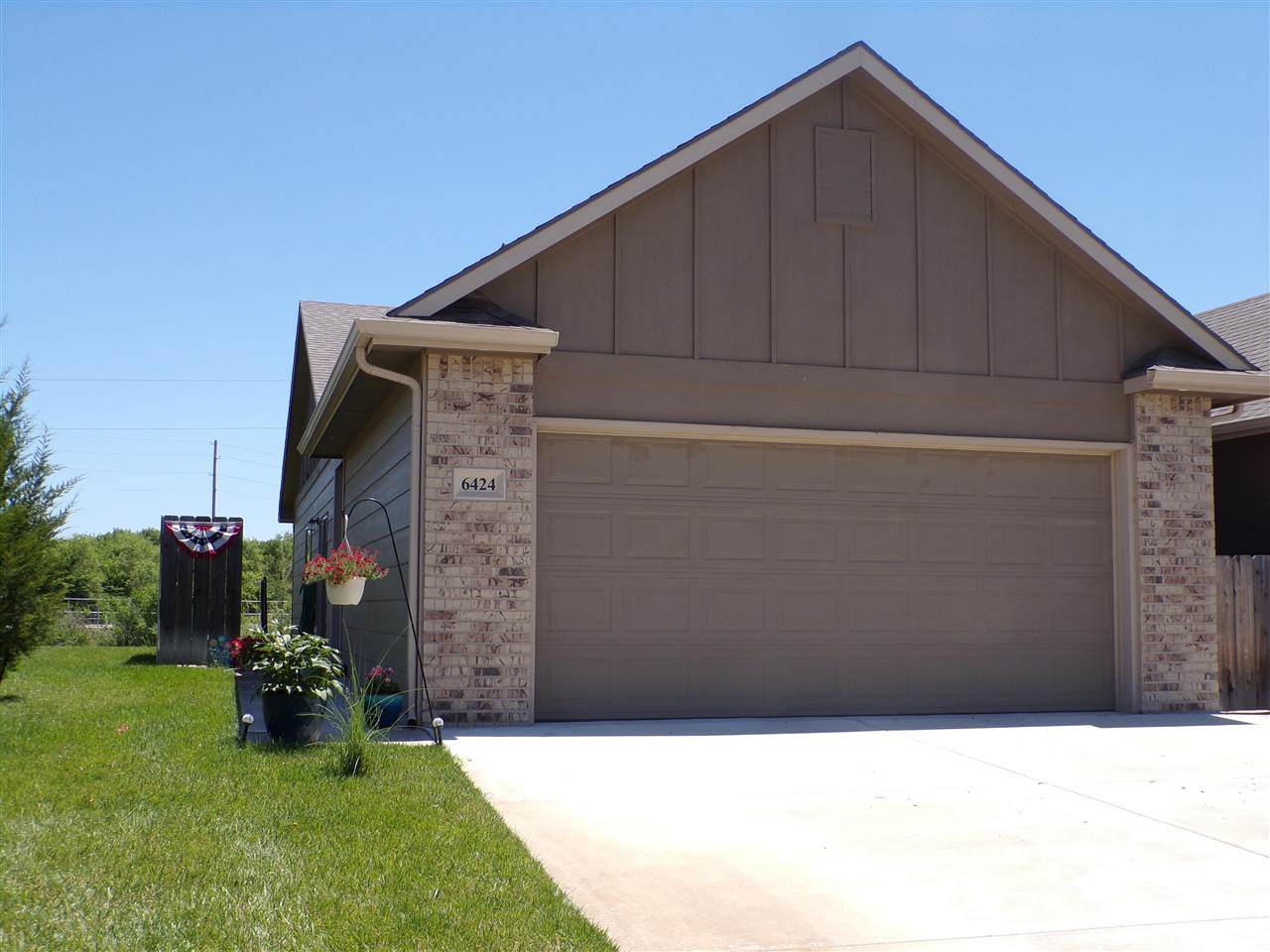 6424 Vassar Ave - Photo 1