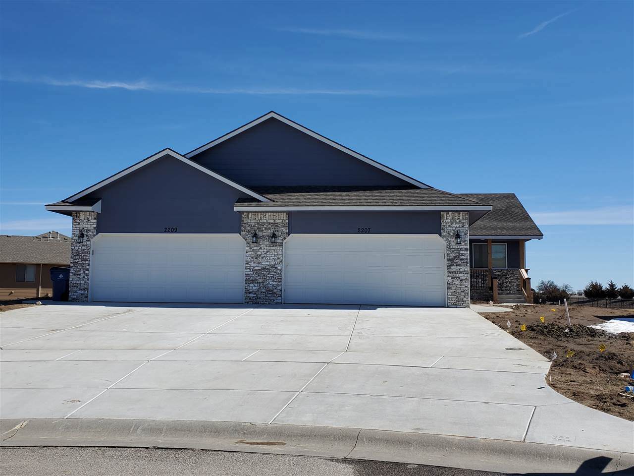 2207 Quivira Cir - Photo 1