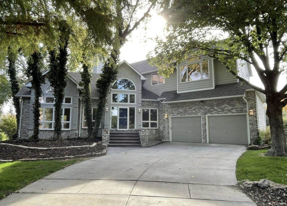 2515 Meadow Grove Cir - Photo 1