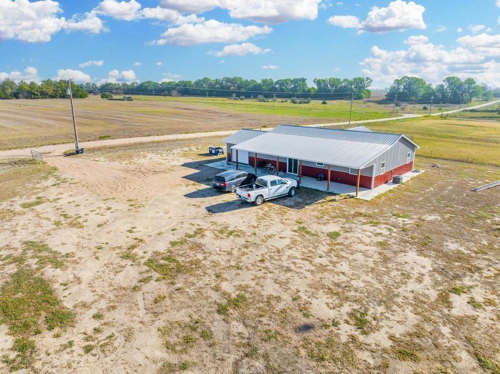 21107 Castleton Road - Photo 1