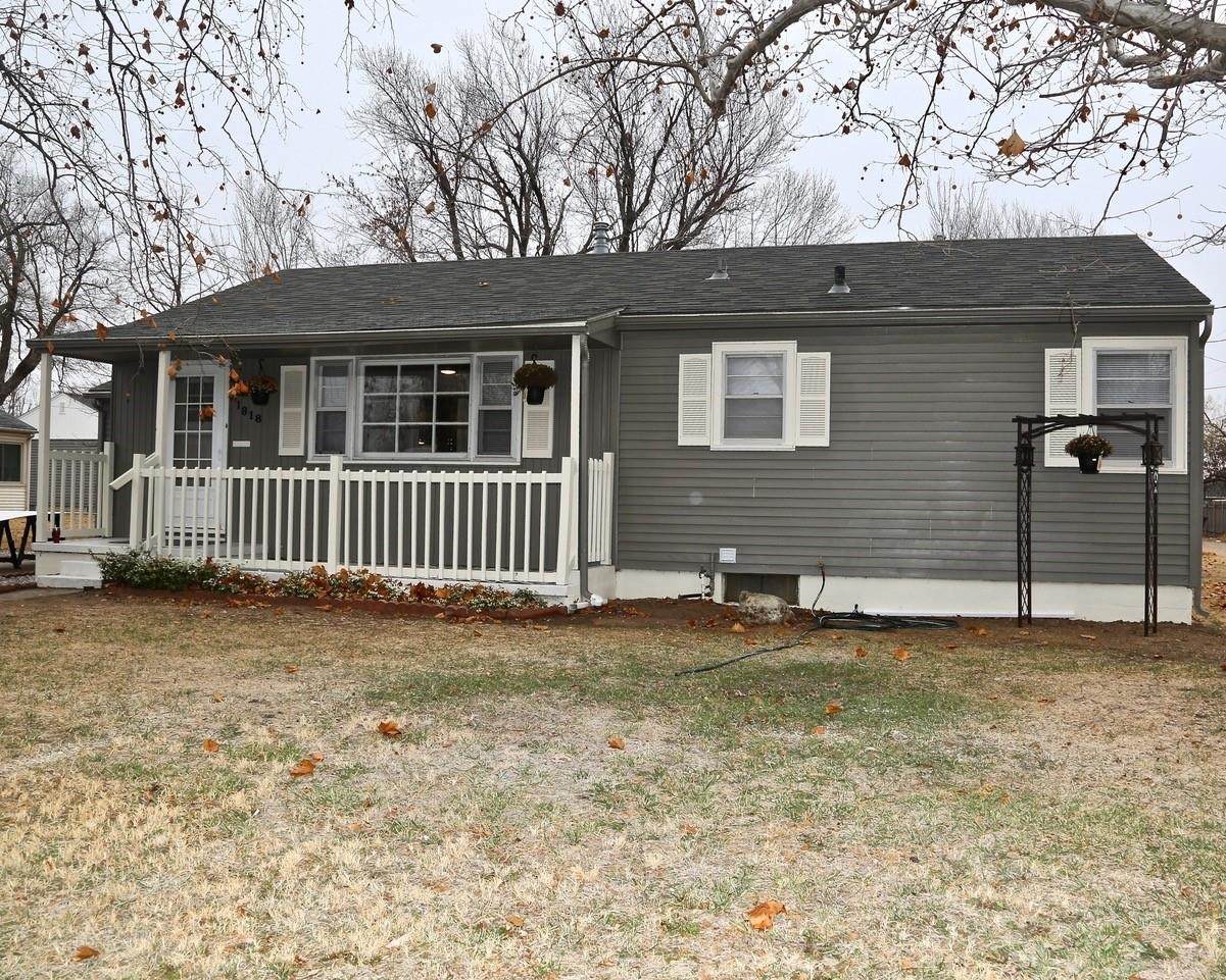 1818 Harrison - Photo 1