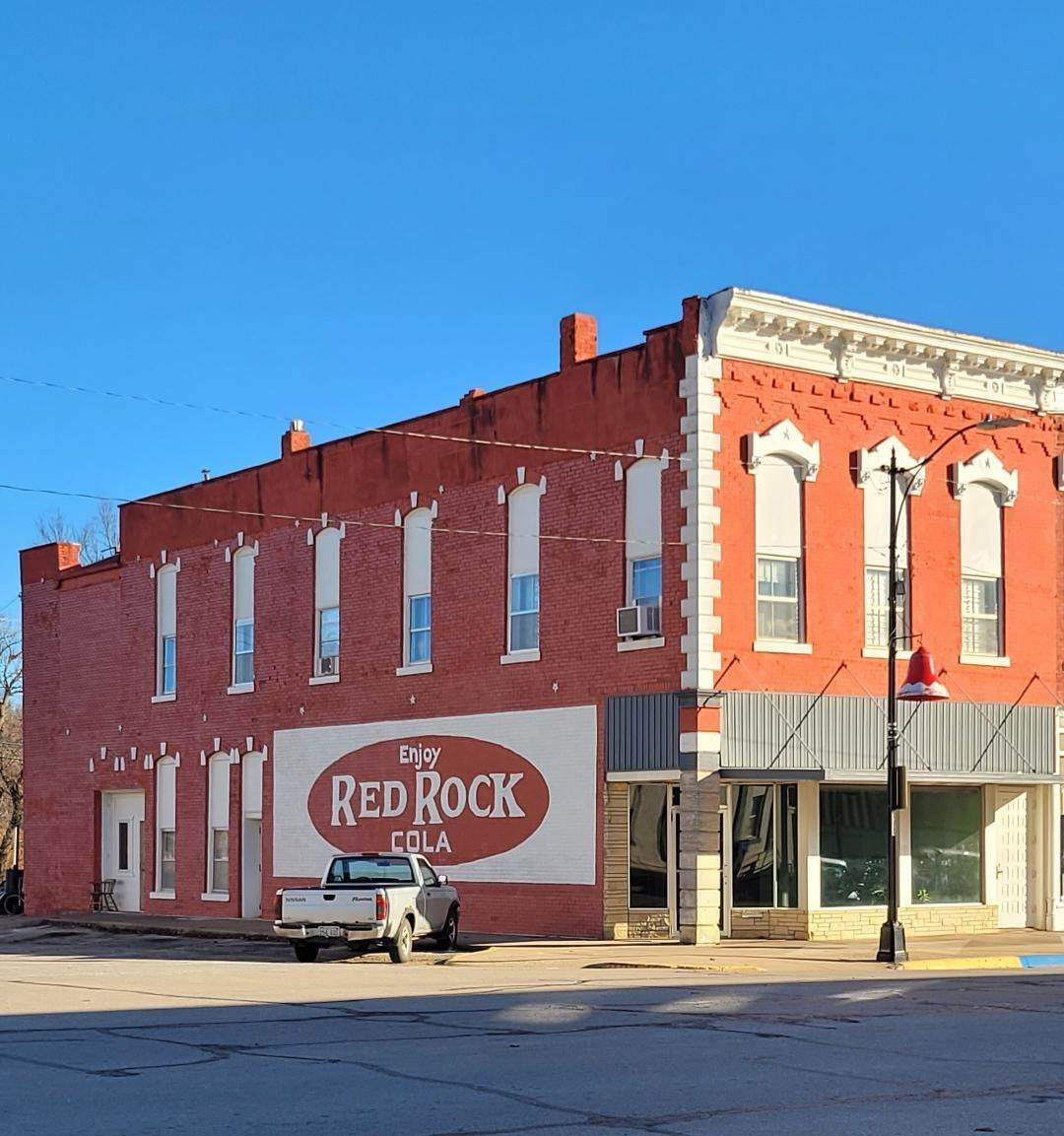 122 Main St - Photo 1