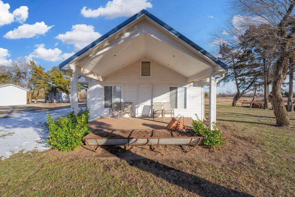 760 West Rd - Photo 1