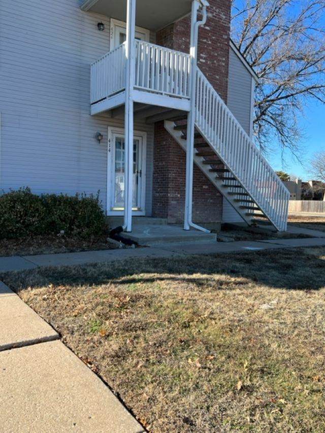 1717 Cypress - Photo 1