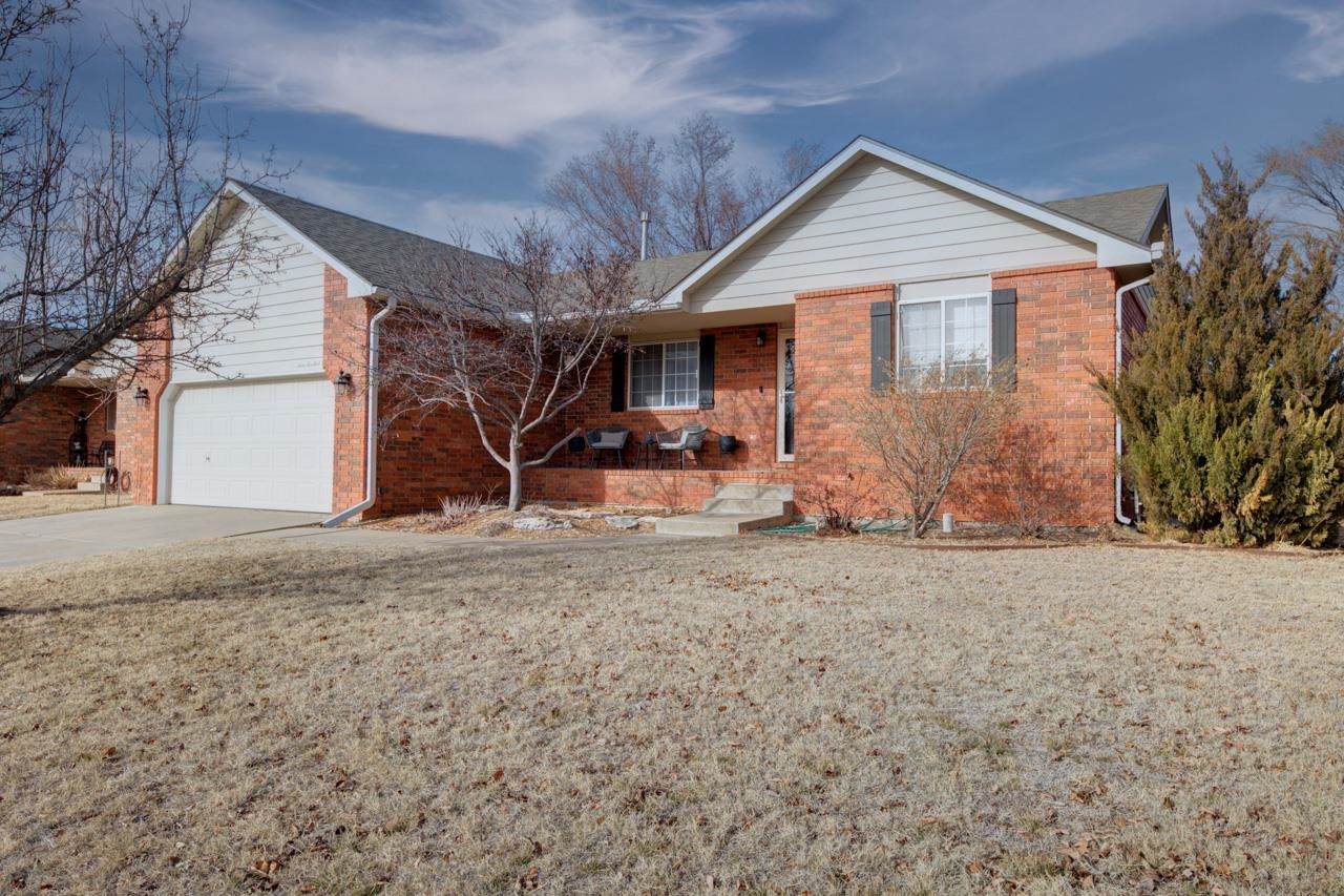 1100 Forrest Glenn Dr - Photo 1