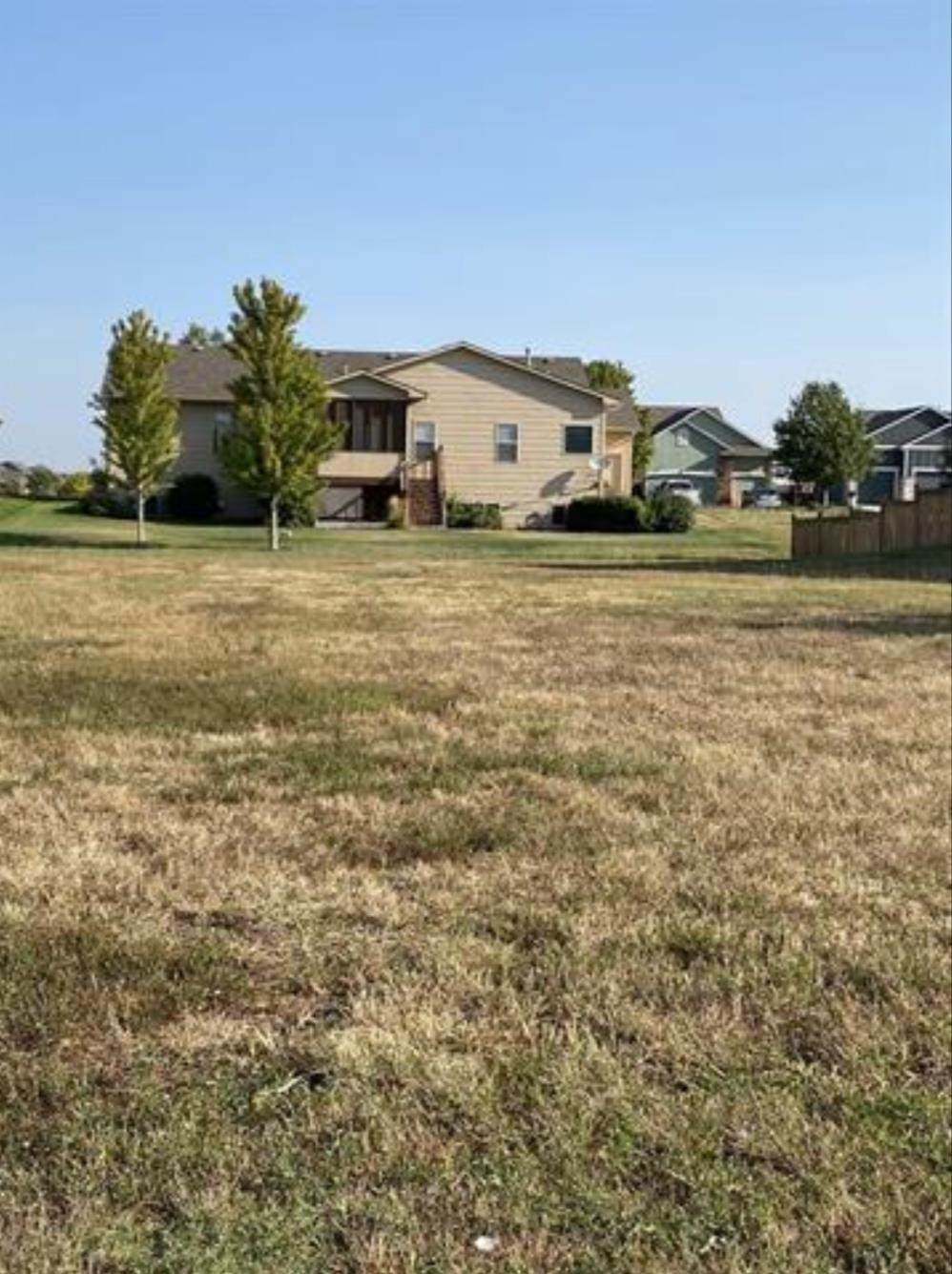 2124 Depot Cir - Photo 1