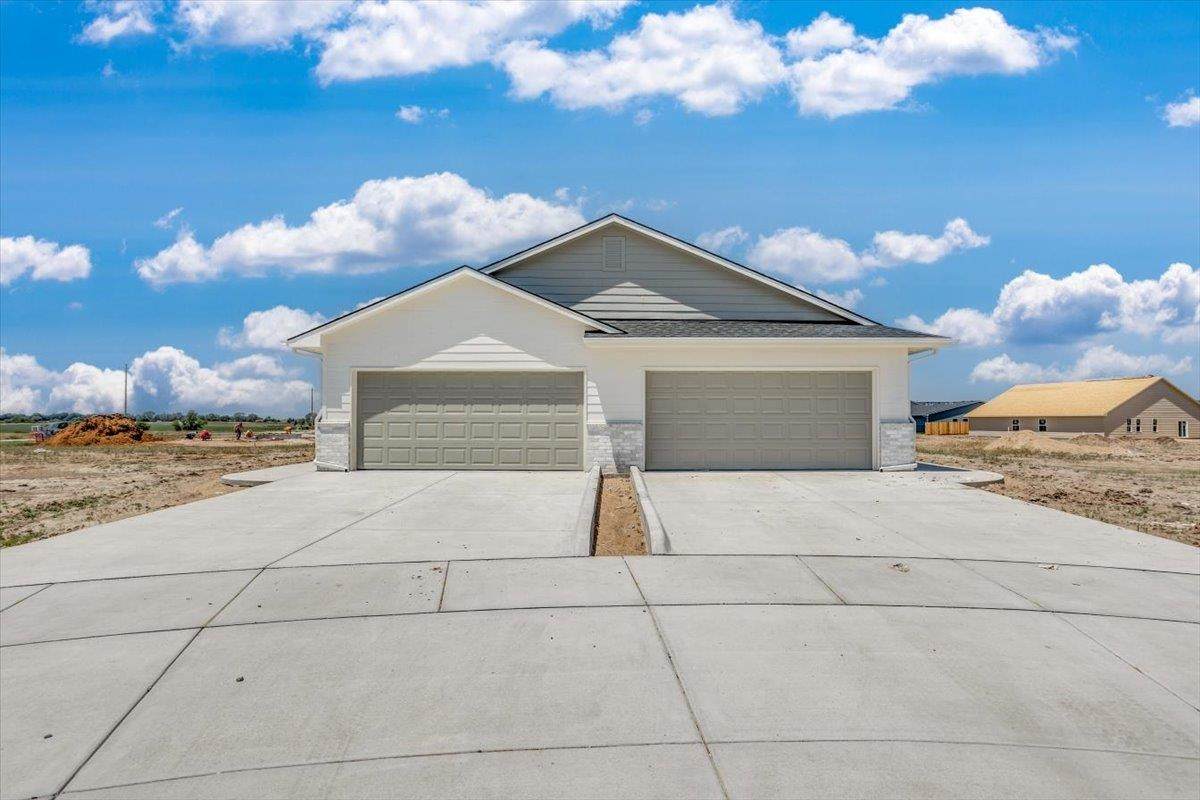 1158-1160 Trek Cir. - Photo 1