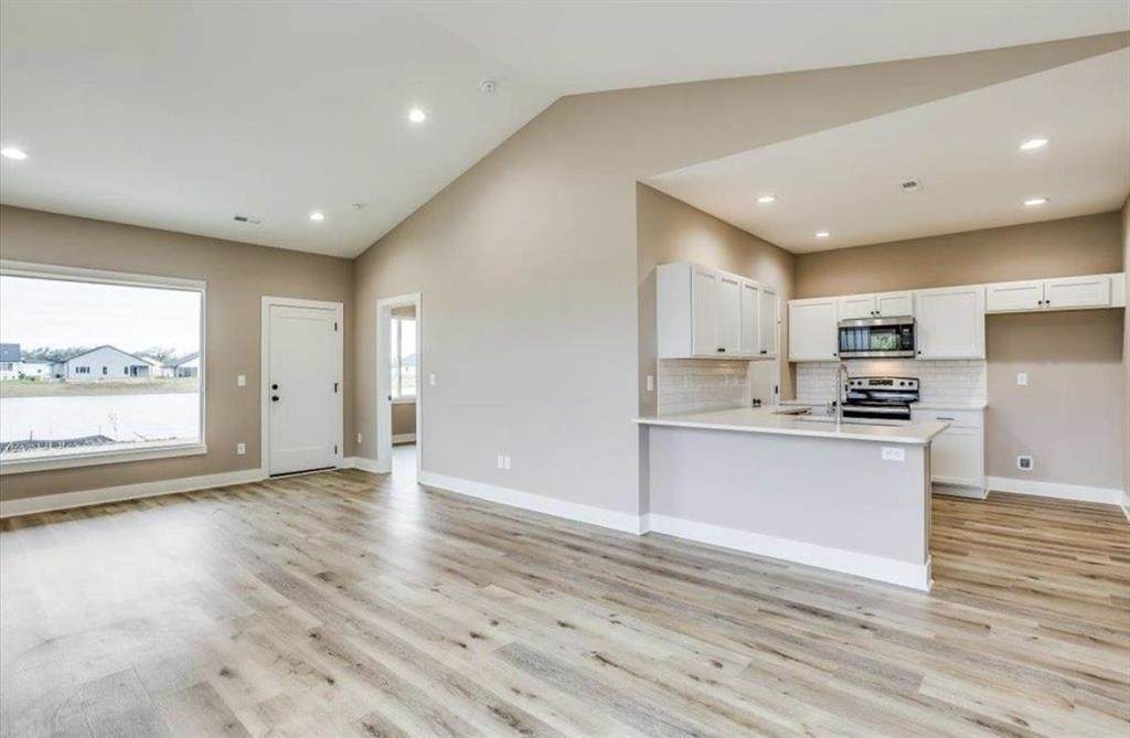 5501-5503 Sandkey Ct - Photo 1