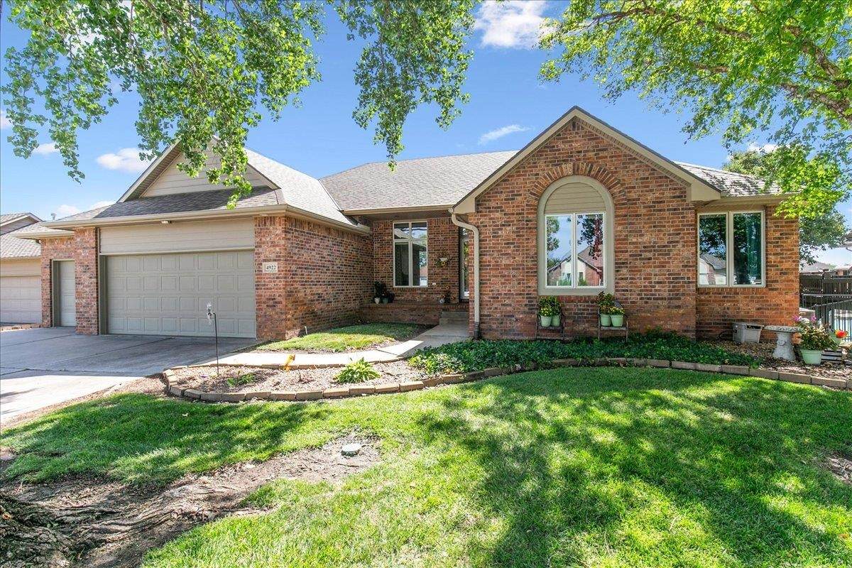 4922 Harborside Dr - Photo 1