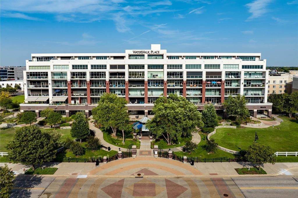 515 Main St, #506 - Photo 1