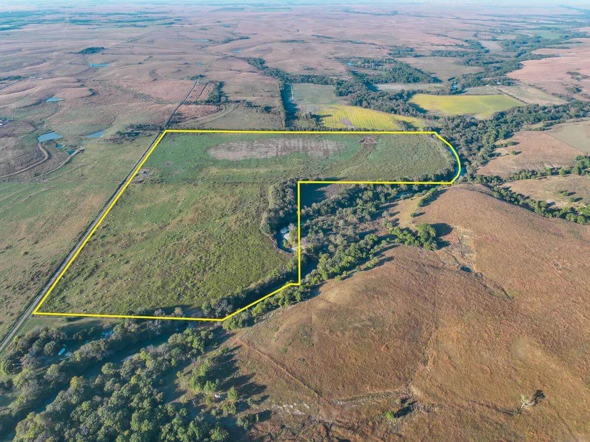 000 281ST RD - Photo 1