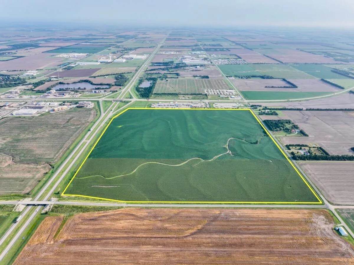 000 Kiowa Rd - Photo 1