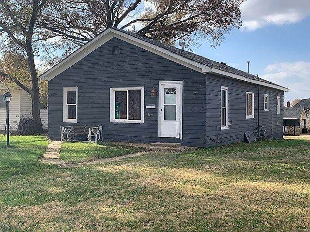 727 Elm St - Photo 1