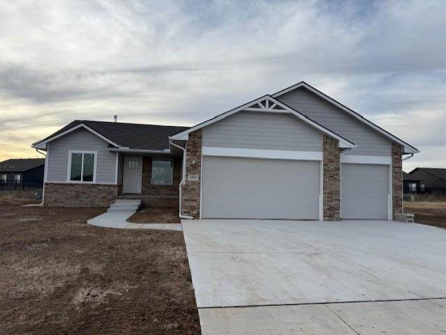 2333 Saddle Cir - Photo 1