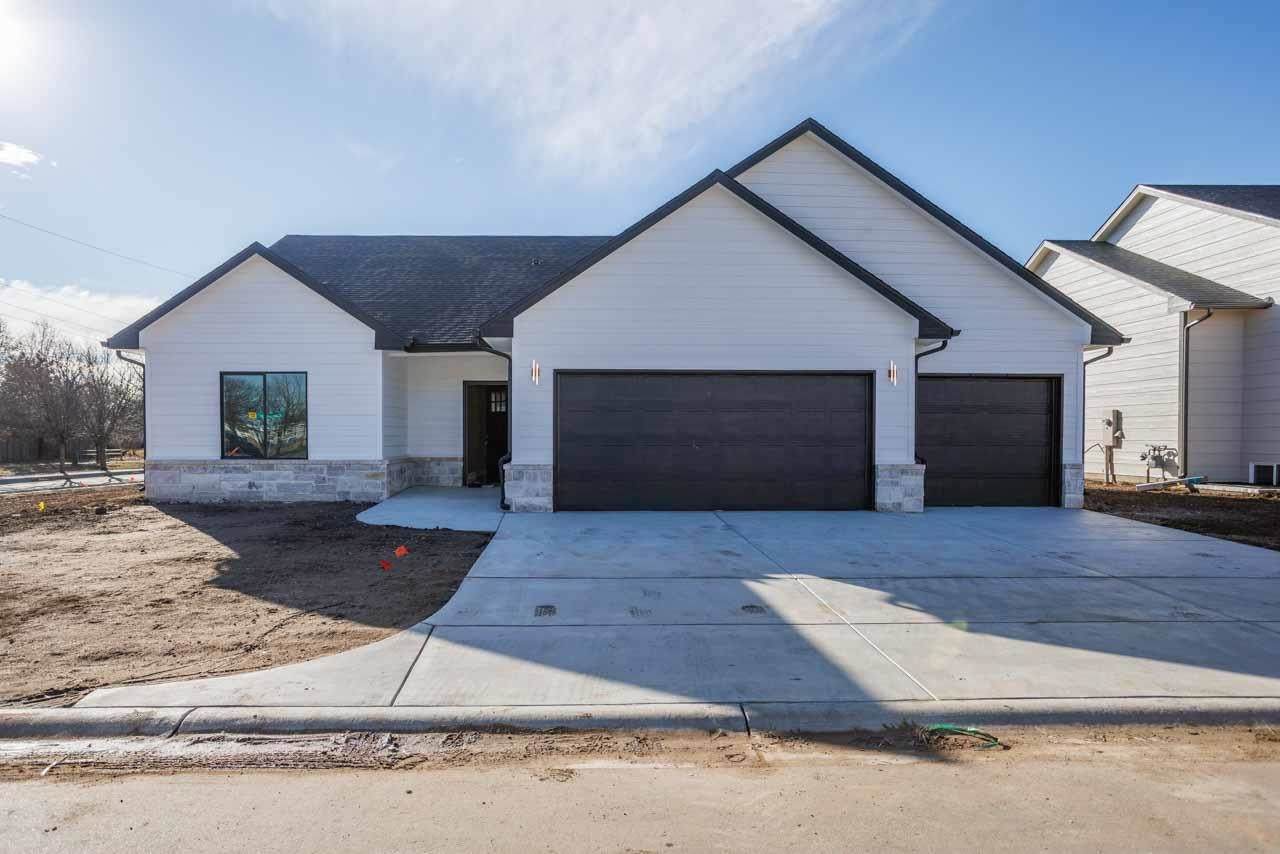 12005 Cornelison St - Photo 1