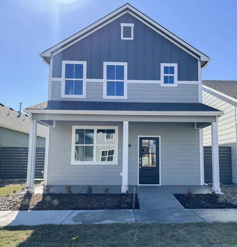 403 Park Place - Photo 1