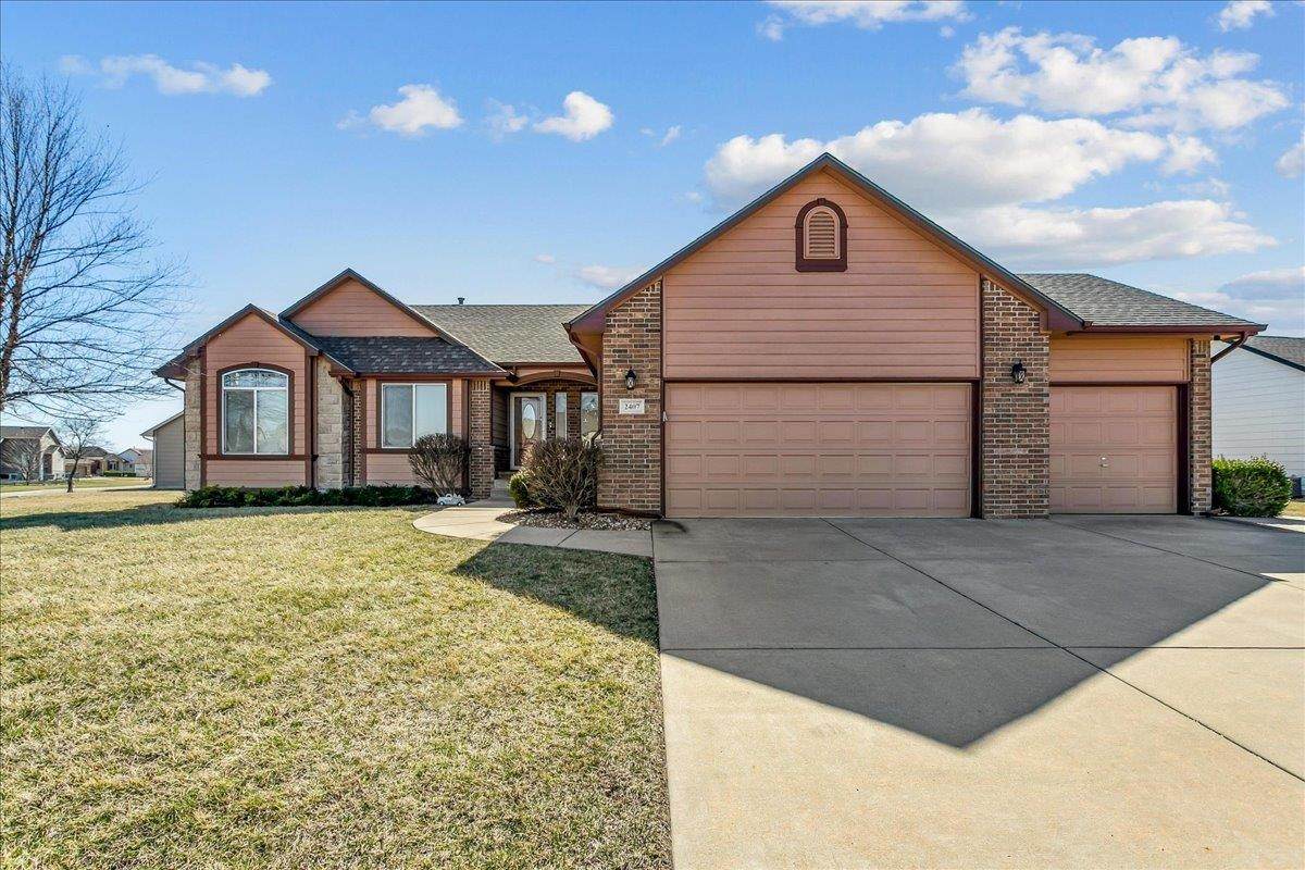 2407 Flutter Lane - Photo 1