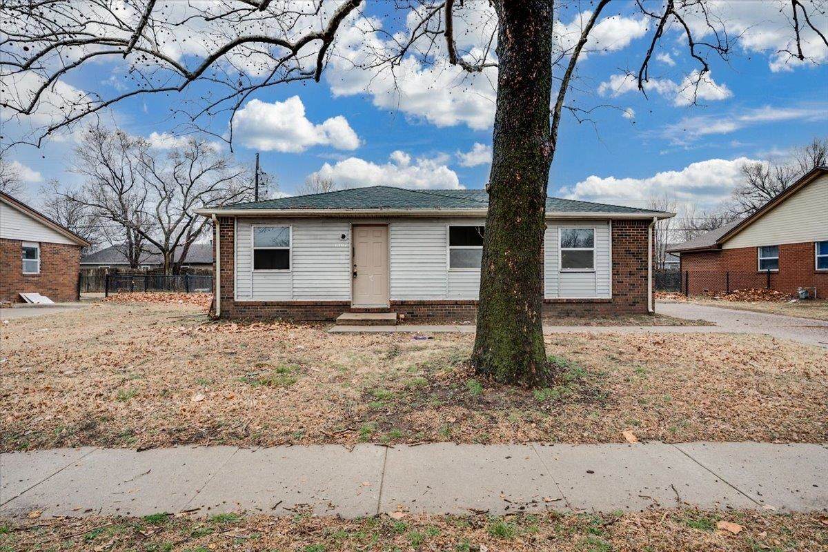 1507 Del Mar St - Photo 1