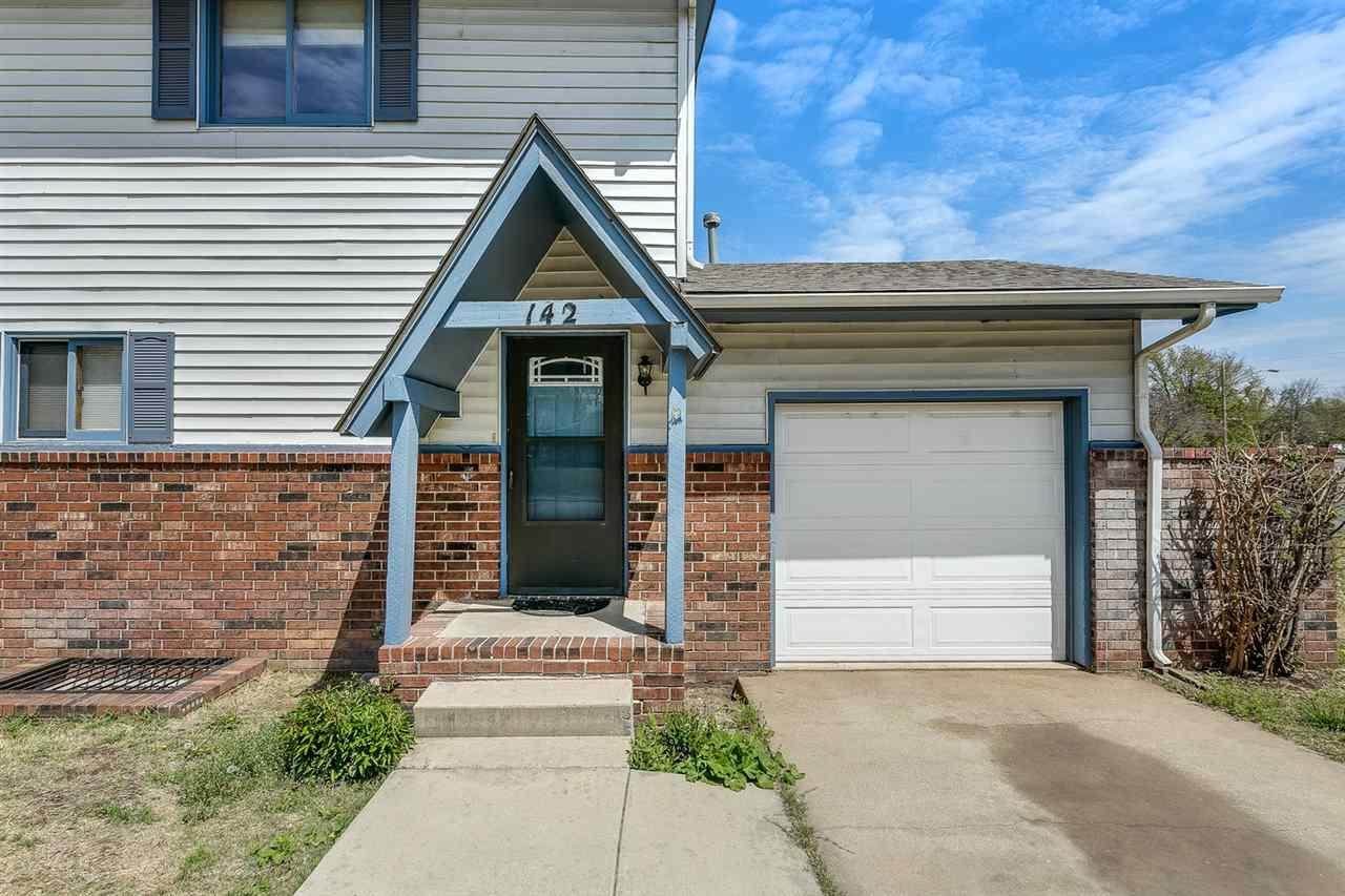 142 Wood St - Photo 1