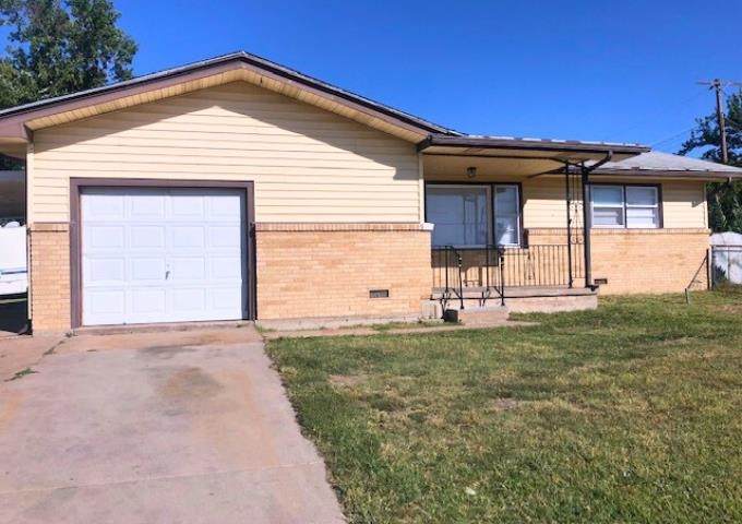 2427 Greenfield St - Photo 1