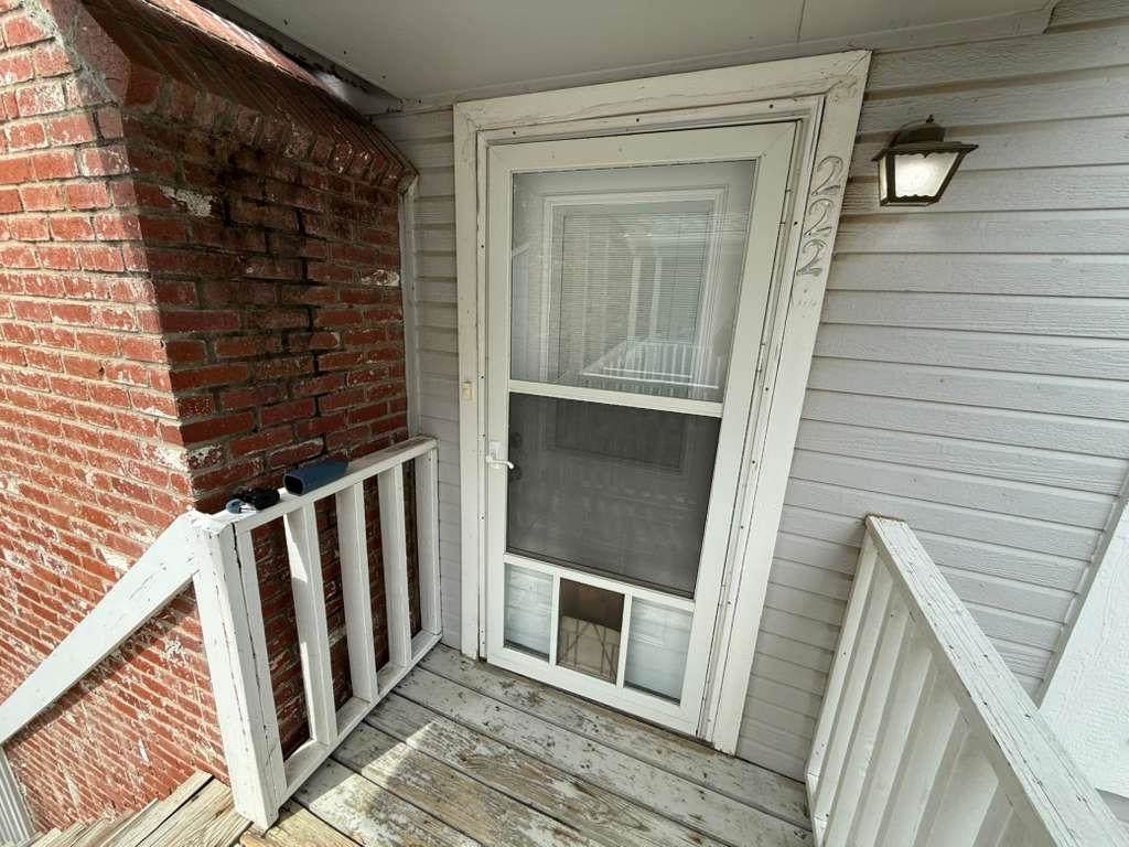 1717 Cypress #222 - Photo 1